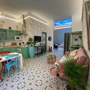 https://apartamento-jema-el-bajondillo.es-andalucia.com
